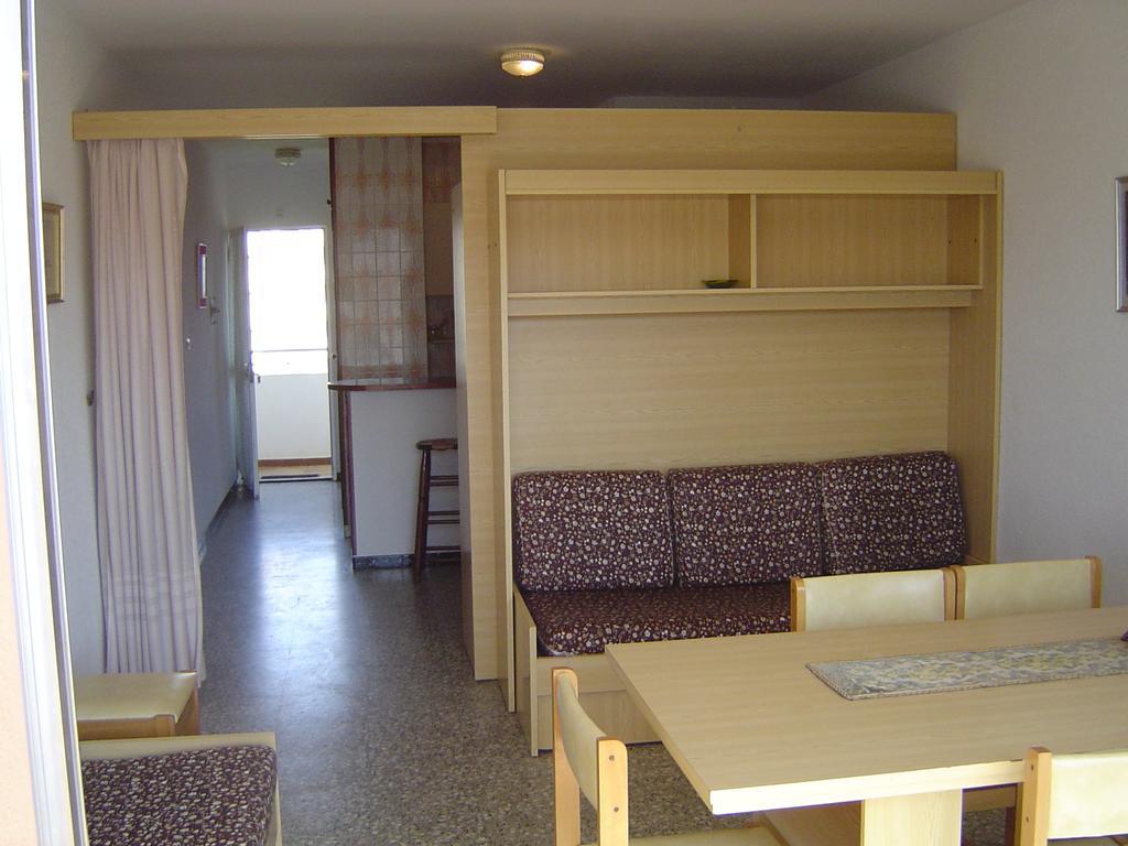 Апартаменты Alpen1 Voramar Пеньискола Номер фото